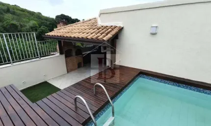 Cobertura de Luxo no Ingá: 3 quartos, 1 suíte, 2 salas, 3 banheiros, 2 vagas de garagem, 200m² de puro requinte em Niterói-RJ!