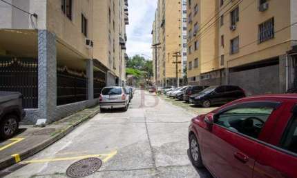Apartamento à venda em São Gonçalo-RJ, Alcântara: 2 quartos, 1 sala, 1 banheiro, 1 vaga, 60m² de área