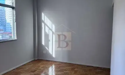 Apartamento à venda em Icaraí - Niterói-RJ - 2 quartos, 1 banheiro, 1 vaga - 70,00 m² de área.