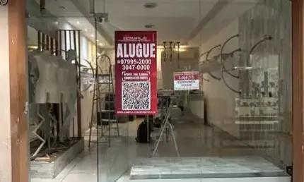 Loja no Rodo Shopping, em frente a entrada da academia Halternativa