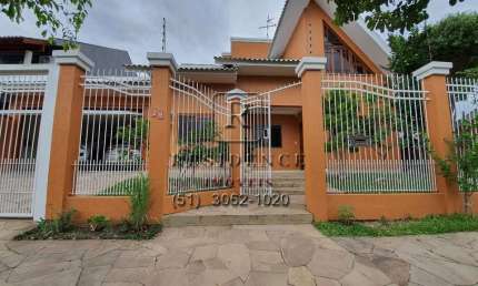 Casa com 4 quartos à venda na Rua Escócia, 29, Moinhos De Vento, Canoas por R$ 2.500.000