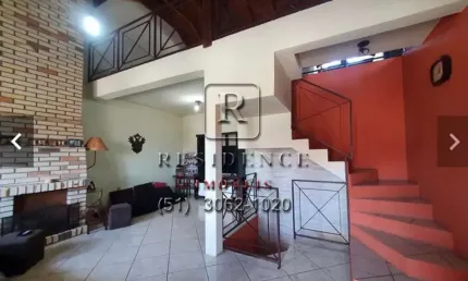Casa com 3 quartos à venda na Rua Barão do Amazonas, 3074, Partenon, Porto Alegre, 310 m2 por R$ 750.000