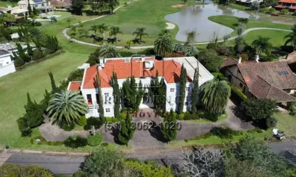 Casa em condomínio fechado com 4 quartos à venda na Avenida Juca Batista, 8000, Belém Novo, Porto Alegre, 724 m2 por R$ 7.000.000