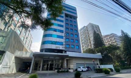 Sala Comercial de 481m² Pronta e Mobiliada com 8 Banheiros no Moinhos de Vento, Porto Alegre-RS