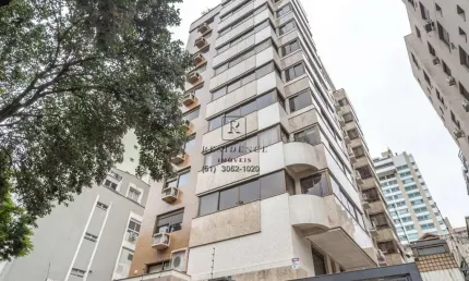 Aluguel de Apartamento de Luxo em Petrópolis, Porto Alegre-RS: 3 Quartos, 1 Suíte, 2 Salas, 3 Banheiros, 2 Vagas de Garagem, 226m².