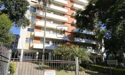 Luxuoso apartamento de 3 quartos no Moinhos de Vento, Porto Alegre-RS - 1 suíte, 3 salas, 4 banheiros, 2 vagas de garagem.