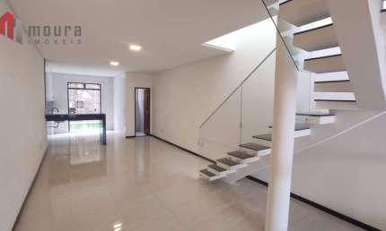 Casa com 3 quartos à venda na Rua José da Fonseca Silva, Aeroporto, Juiz de Fora