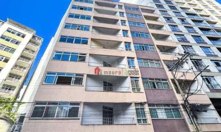 Apartamento - 3 quartos - reformando - elevador - garagem