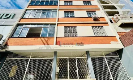 Apartamento com 2 dormitórios à venda, 80 m² por R$ 320.000,00 - Centro - Juiz de Fora/MG