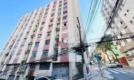 Apartamento com 3 dormitórios à venda, 70 m² por R$ 340.000,00 - Centro - Juiz de Fora/MG