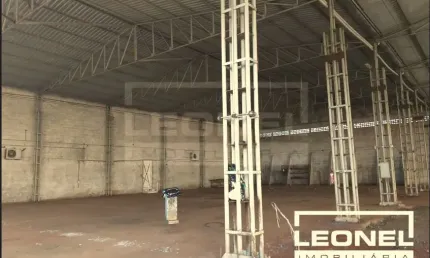 Galpão localizado no Distrito Industrial, em Ribeirão Preto
