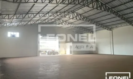 Galpão localizado no Distrito Industrial, em Jardinopolis