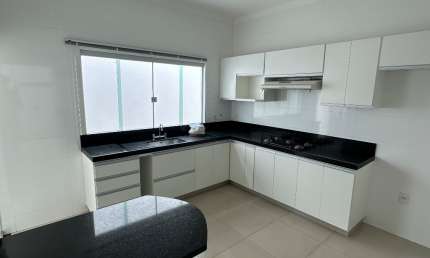 Casa com 4 quartos à venda no Alto Umuarama, Uberlândia 