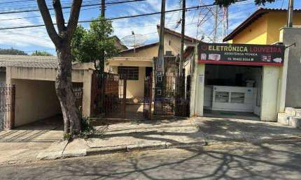 Casa com 2 dormitórios à venda, 133 m² por R$ 650.000,00 - Santo Antônio - Louveira/SP