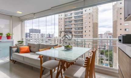 Apartamento saude andar alto Piscina coberta vaga Determinada