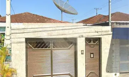 Casa térrea com 2 quartos à venda em Vila Voturua - SP