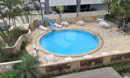 Apartamento com 3 quartos à venda ou para locação em Aparecida - SP