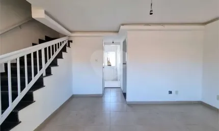 Casa com 3 quartos à venda na Francisco Silva Santos, Jardim Guassu, São Vicente