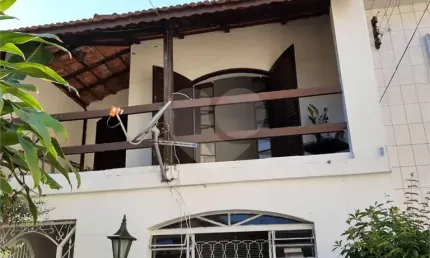Casa com 3 quartos à venda na Visconde De Tamandaré, Centro, São Vicente