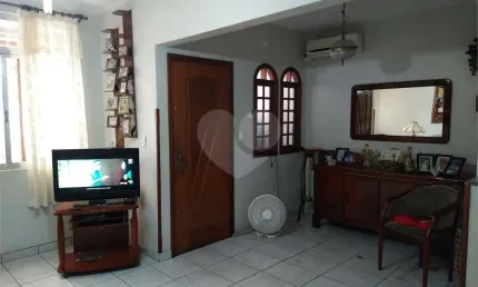 Sobrado com 3 quartos à venda em Vila Cascatinha - SP