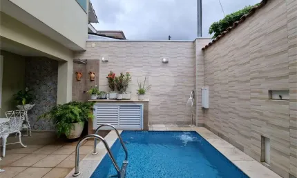 Casa com 3 quartos à venda na Rua Vahia de Abreu, Boqueirão, Santos