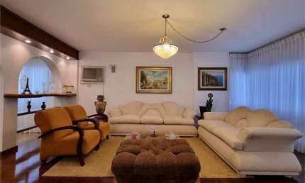 Apartamento com 3 quartos à venda ou para locação em Boqueirão - SP