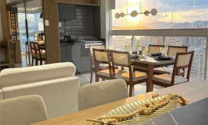 Apartamento com 3 quartos à venda ou para locação em Boqueirão - SP