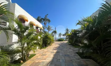 Casa em condomínio fechado com 4 quartos à venda na Avenida Miguel Stéfano, Enseada, Guarujá