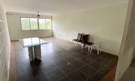Apartamento com 3 quartos à venda em José Menino - SP