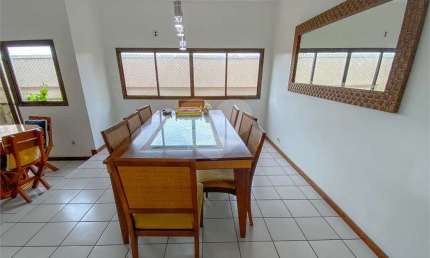 Apartamento com 4 quartos à venda ou para locação em Enseada - SP