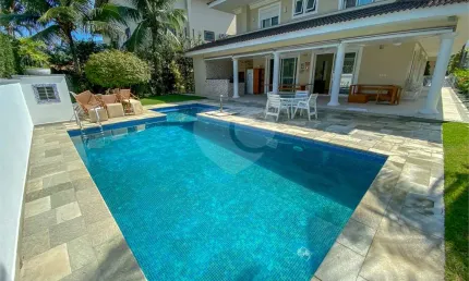 Casa com 6 quartos à venda na Waldemar Da Fonseca, Enseada, Guarujá