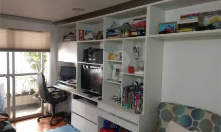 Apartamento com 2 quartos à venda em Vila Nova Conceição - SP