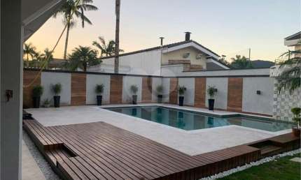 Casa com 5 quartos à venda na Nicolau Vitiello, Jardim Acapulco, Guarujá