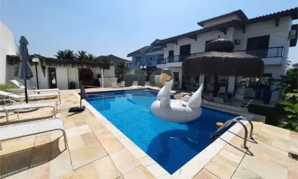 Condomínio com 5 quartos à venda em Jardim Acapulco - SP