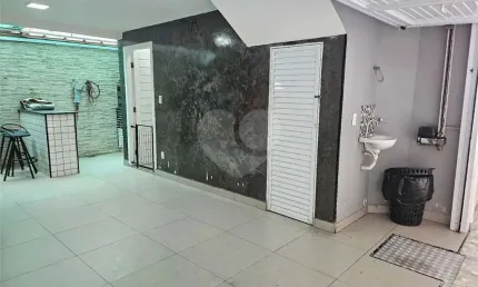 Casa de vila com 2 quartos à venda em estuário - sp