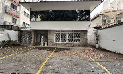 Casa com 10 quartos para alugar na Eloy Fernandes, Boqueirão, Santos