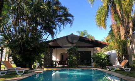 Casa com 3 quartos para locação em Jardim Acapulco - SP