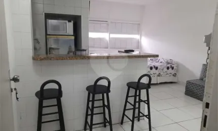 Kitnet / Stúdio para alugar na Avenida Marechal Floriano Peixoto, Gonzaga, Santos
