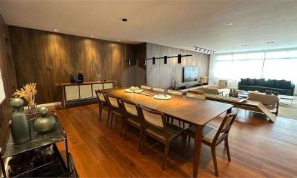 Apartamento com 4 quartos à venda ou para locação em Boqueirão - SP