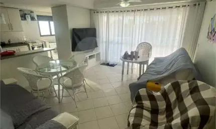 Apartamento com 3 quartos para locação em Riviera - SP