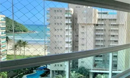 Apartamento com 3 quartos para locação em Riviera - SP