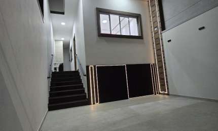 Casa térria Maravilhosa / 3 dorms, 1 Suíte / Documentação ok / Aceita Permuta / Aceita Financiamento.