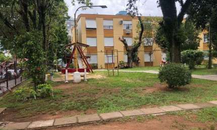 Apartamento com 2 quartos à venda na Rua Sapê, Vila Ipiranga, Porto Alegre