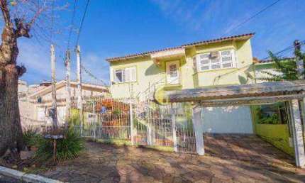 Casa com 5 quartos à venda na Avenida Assis Chateaubriand, São Sebastião, Porto Alegre