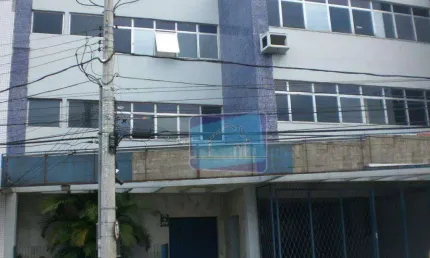 Prédio para alugar na Avenida Assis Brasil - até 1039 - lado ímpar, Passo da Areia, Porto Alegre