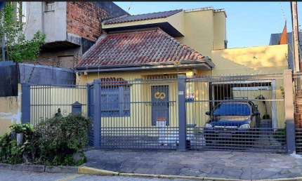 Casa com 3 dormitórios à venda, 135 m² por R$ 800.000,00 - Santana - Porto Alegre/RS