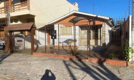 Casa com 3 dormitórios para alugar, 240 m² por R$ 2.600,00/mês - Sarandi - Porto Alegre/RS