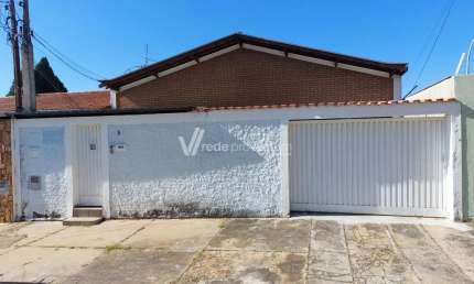 Casa com 3 quartos à venda na Rua Ribeirão Branco, 144, Jardim do Trevo, Campinas, 225 m2 por R$ 630.000