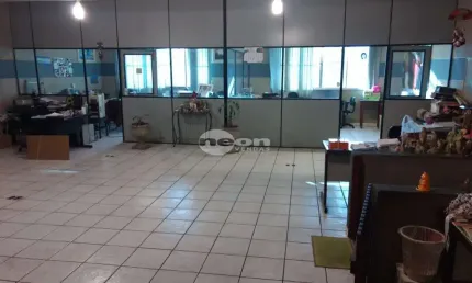 Barracão / Galpão / Depósito com 5 salas à venda na Rua Serra Roraima, Jardim Campanário, Diadema