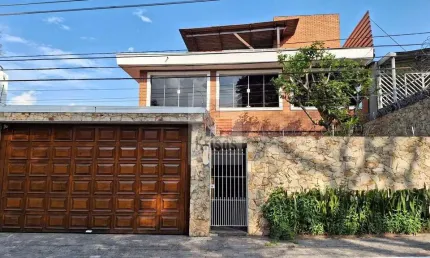 Casa com 4 quartos à venda na Rua Hugo Carotini, 521, Instituto de Previdência, São Paulo